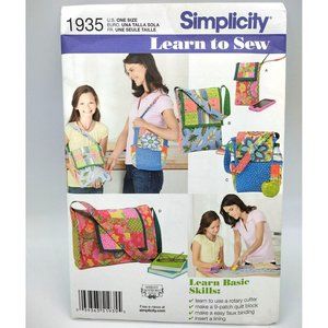 1935 Simplicity Pattern Patchwork Quilt Bag Shirley Botsford Design 2012 Uncut